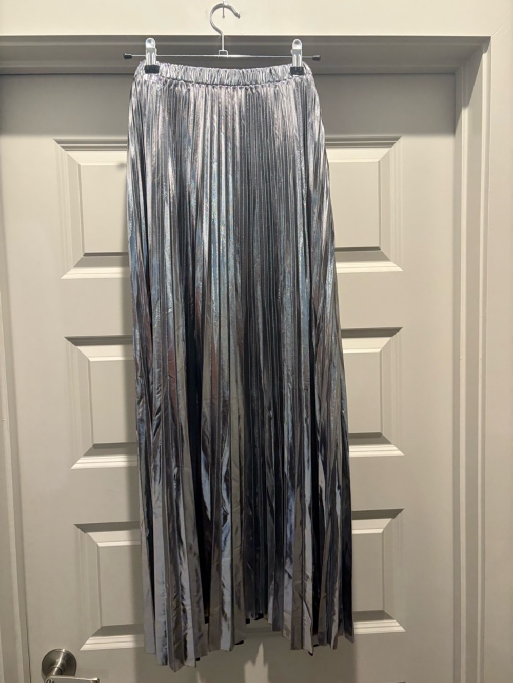 NWT Dressed in LALA Metallic Pleated Midi Skirt in Sterling Silver